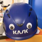 blauer Helm